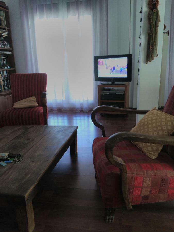 Ferienwohnung Cozy Penthouse Next To Metro Station Thessaloniki Exterior foto